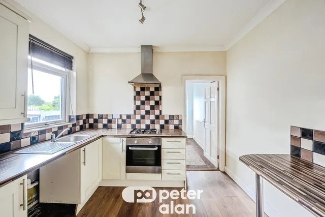 Bridgend Road, Maesteg, CF34, photo 2