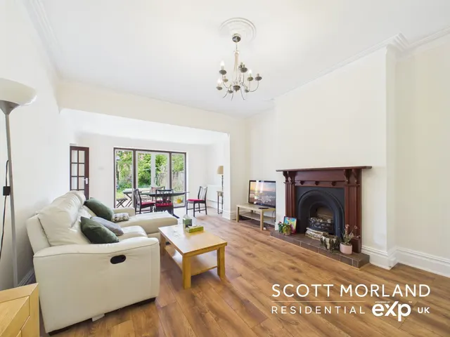Photo 2 — Shirley Avenue, Southampton, SO15 5NG