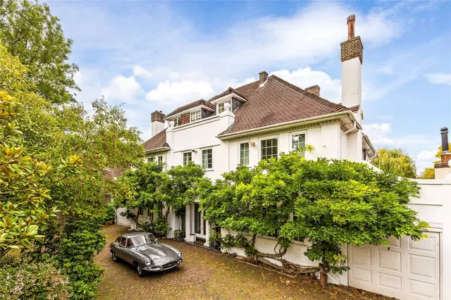 Priory Lane, London, SW15, photo 1