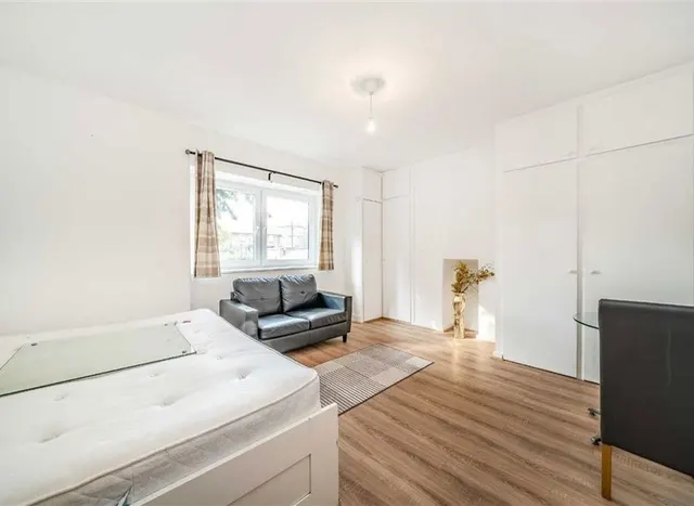 Digby Street, Bethnal Green, E2, photo 1