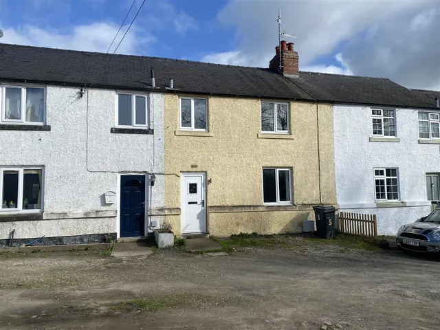 The Square, Great Langton, photo 1