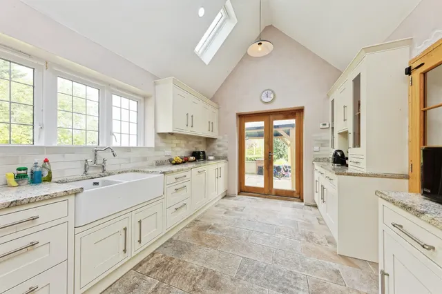 Gooseberry Hall Lane, Nonington, CT15, photo 3