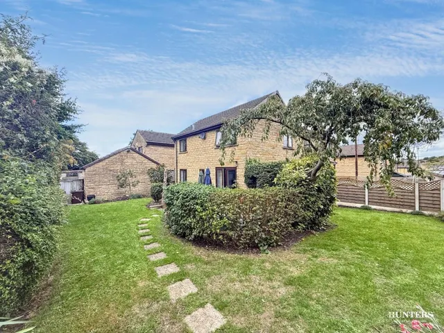 Briar Drive, Dewsbury, photo 1