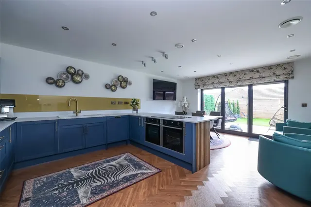 Papplewick Lane, Hucknall, NG15, photo 3