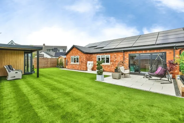 Papplewick Lane, Hucknall, NG15, photo 2