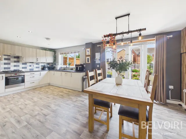 Photo 2 — Andrus Way, Stafford, ST16