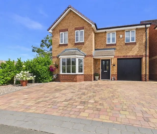 Andrus Way, Stafford, ST16, photo 1