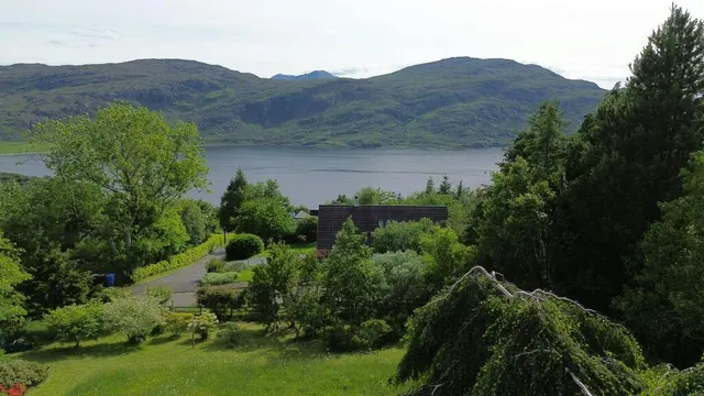Braes, Ullapool, IV26, photo 1