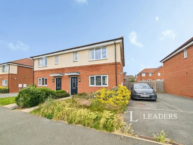 Fourth Avenue, Edwinstowe, NG21, photo 1