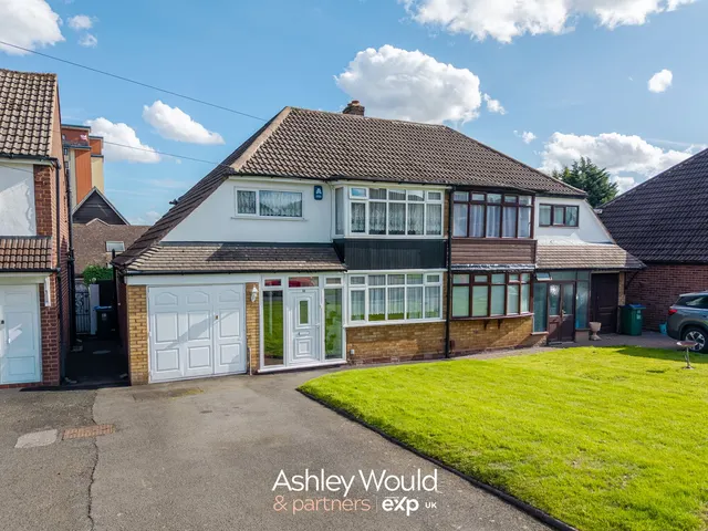 Fairbourne Avenue, Rowley Regis, B65, photo 1