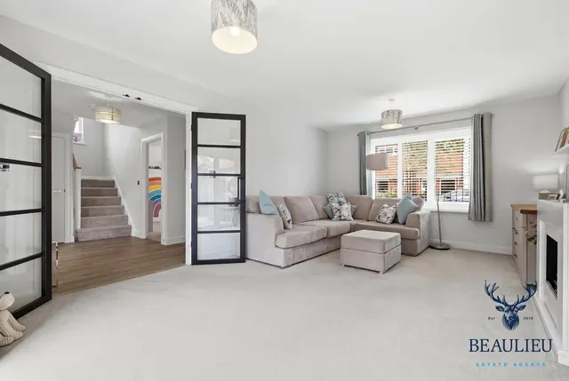 Photo 3 — Fairway Drive, Chelmsford Garden, Chelmsford, CM3 3FG