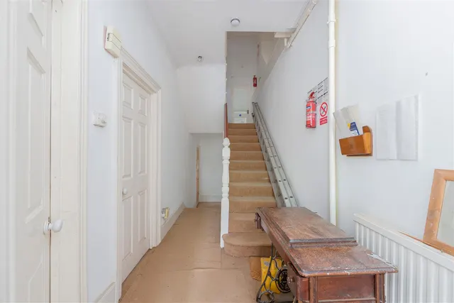 Bramshill Gardens, London, NW5, photo 2