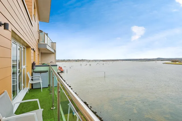 Photo 2 — Lifeboat Quay, Poole