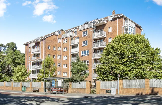 Christchurch Road, Bournemouth, BH1, photo 2