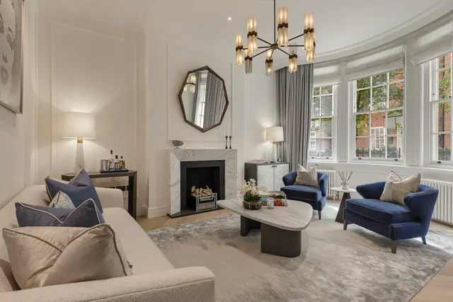 Upper Brook Street, Mayfair, London, photo 1