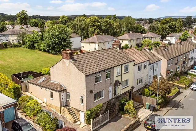 Silverdale Avenue, Guiseley, LS20, photo 1