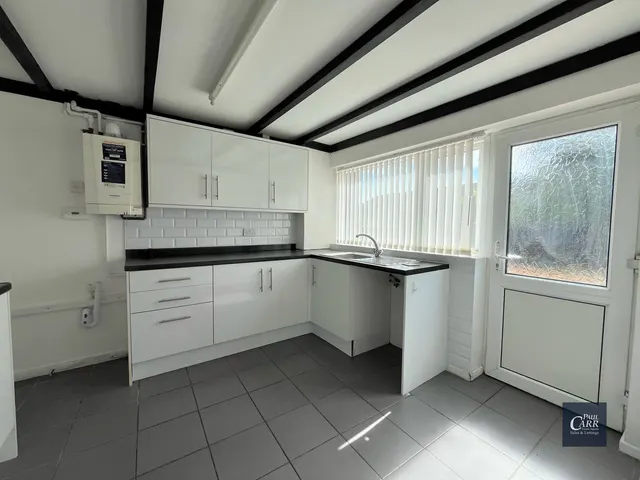 Lowlands Avenue, Streetly, B74, photo 3
