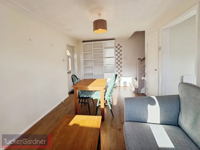 Melvin Way, Histon, CB24, photo 3