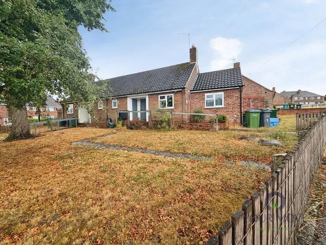 Kestrel Road, Oldbury, West Midlands, B68, photo 1
