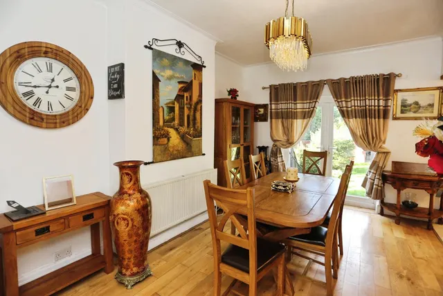Broadstone Road, Heaton Chapel, SK4, photo 3