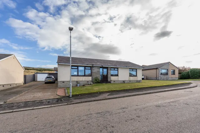 Cairnhill Drive, Rosehearty, AB43, photo 1