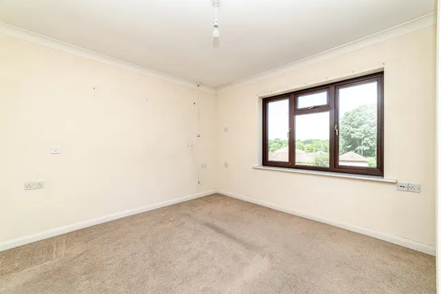 Gershwin Court, Basingstoke, RG22, photo 3