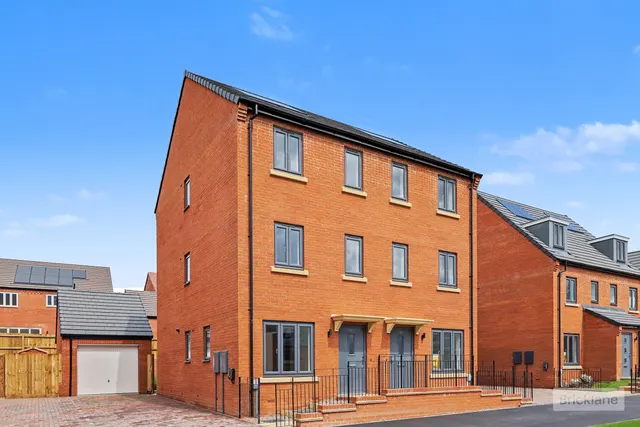 Hanafey Way, Northampton, photo 1