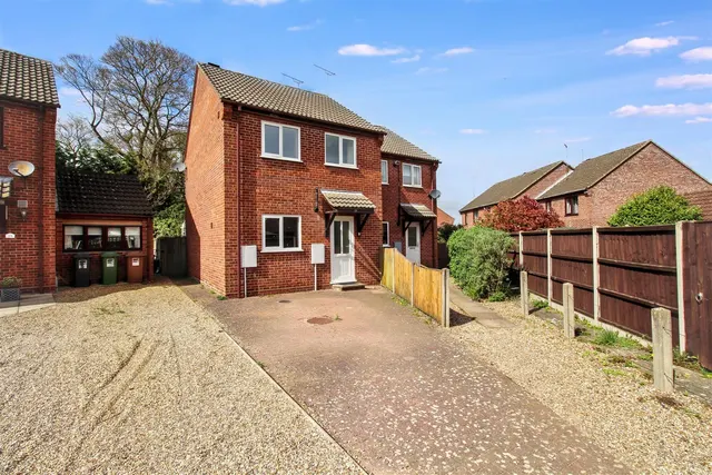Hamilton Close, North Walsham, NR28, photo 2