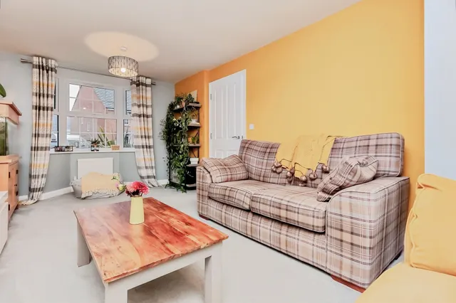 Siskin Road, Kettering, NN14, photo 3