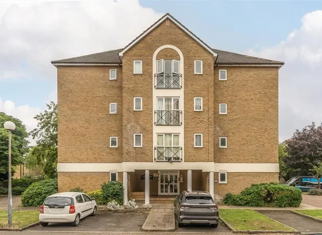 Farrow Lane, New Cross, SE14, photo 1
