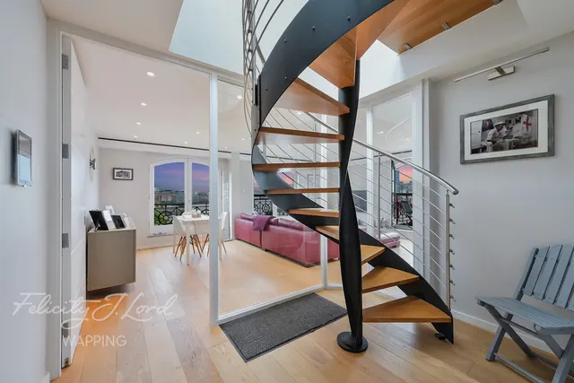 Trafalgar Court, Wapping Wall, E1W, photo 2
