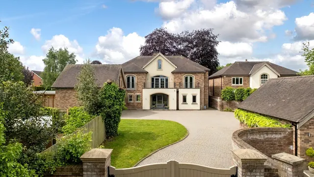 London Road, Shrewsbury, SY2, photo 2
