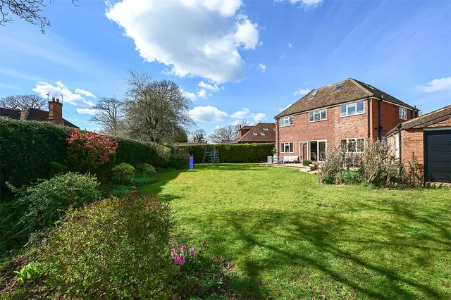 Photo 2 — St. Peters Mead, Ash, Guildford, Surrey, GU12 6HA