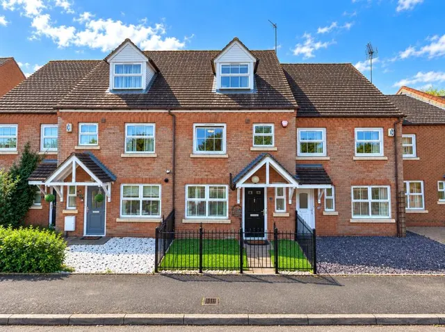 Colossus Way, Bletchley, MK3, photo 1