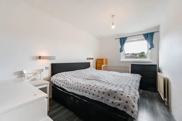 72 Erwood Road, London, photo 1
