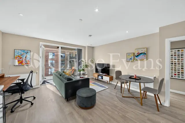 Thomas Road, Limehouse, London, E14, photo 1
