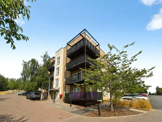 Deveron Drive, Tilehurst, RG30, photo 1