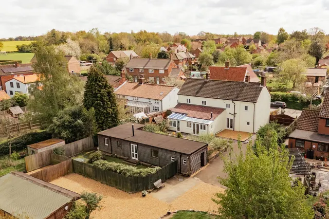 Beautifully Renovated Period Home in, photo 1