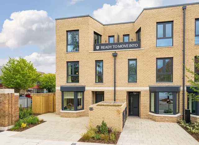 Egerton Road, Twickenham, TW2, photo 1
