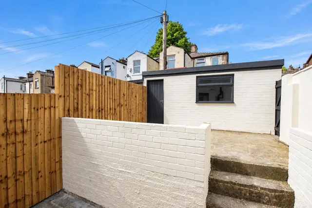 Dean Street, Darwen, BB3, photo 3