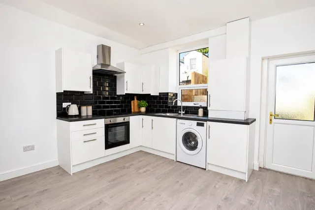 Dean Street, Darwen, BB3, photo 1