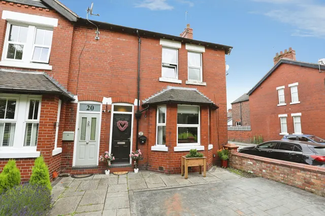 Moreton Parade, Newcastle, photo 1