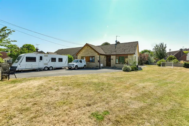 Longaston Lane, Slimbridge, GL2, photo 1