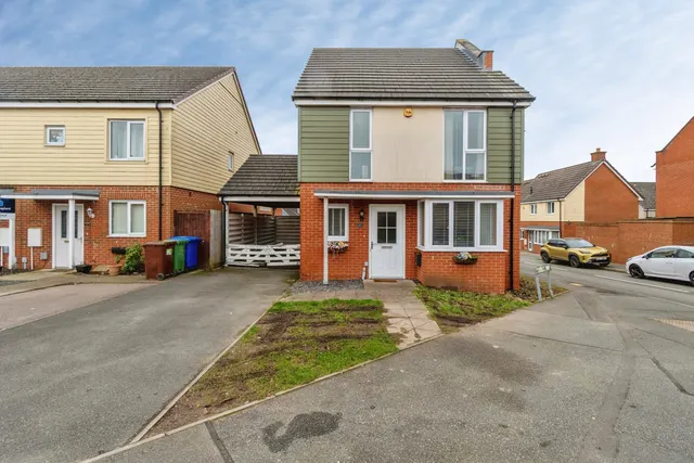 Lime Pit Lane, Cannock, WS11, photo 1
