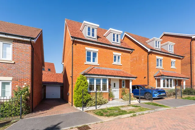 Pritchard Way, Amesbury, SP4, photo 1