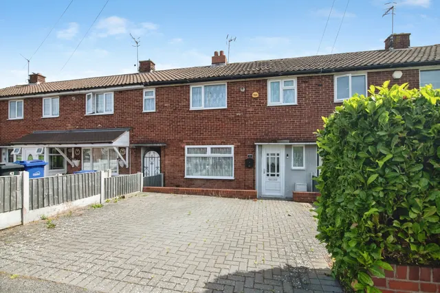 Clarence Road, Dudley, photo 1
