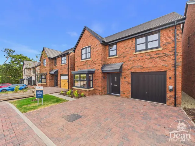 Goldfinch Way, Lydney, photo 1