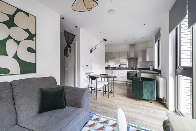 Flat 12, 6 Macclesfield Road, London, photo 1
