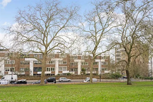 Photo 2 — Meadowbank, Primrose Hill, London, NW3 3AY