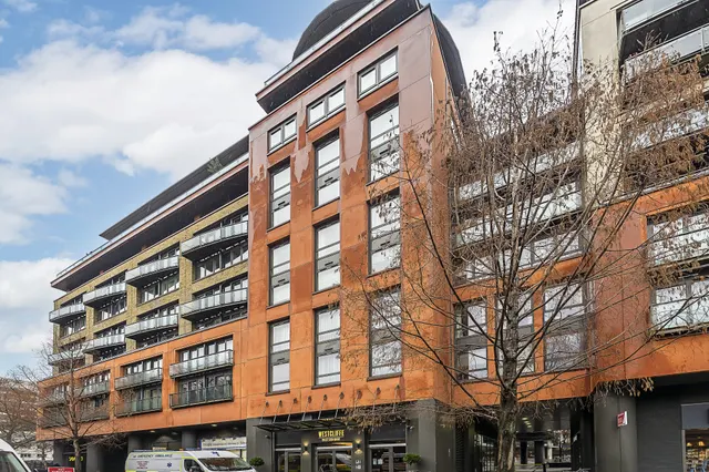 1 bedroom flat — South Wharf Road, London, W2